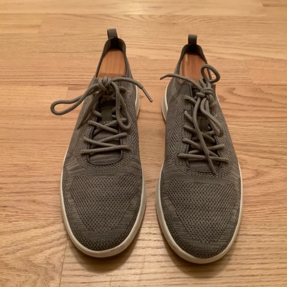 Perry Ellis Casual Mesh Sneakers - Picture 2 of 4